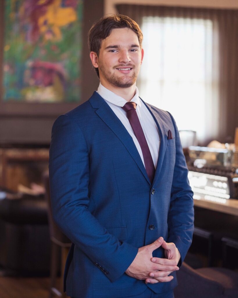 Izak Nicholas